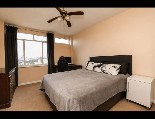 1 BEDROOM FLAT FOR SALE IN ESSENWOOD